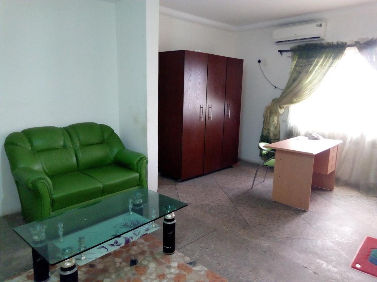 Royal Green Guest House Abeokuta Экстерьер фото
