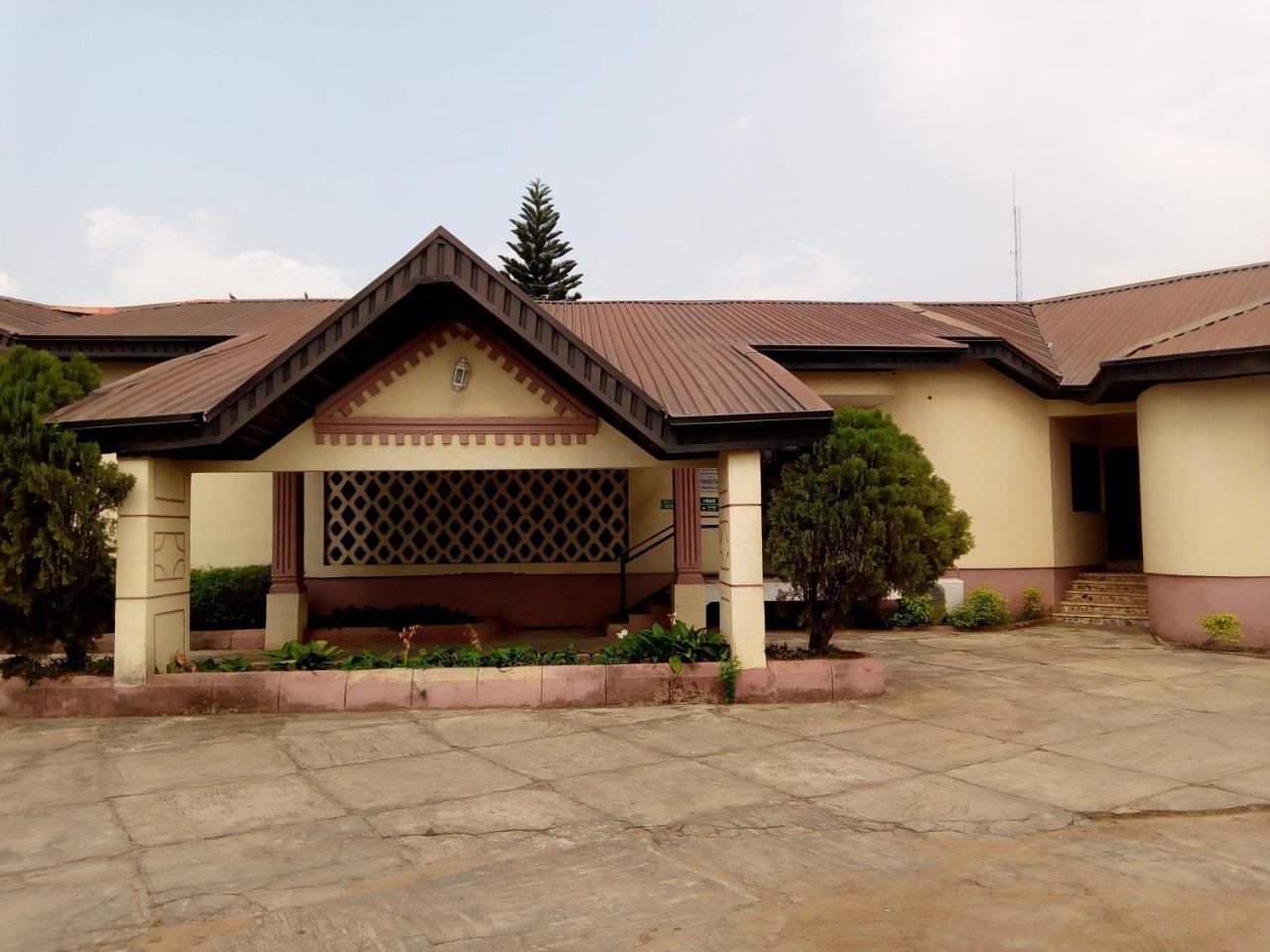 Royal Green Guest House Abeokuta Экстерьер фото